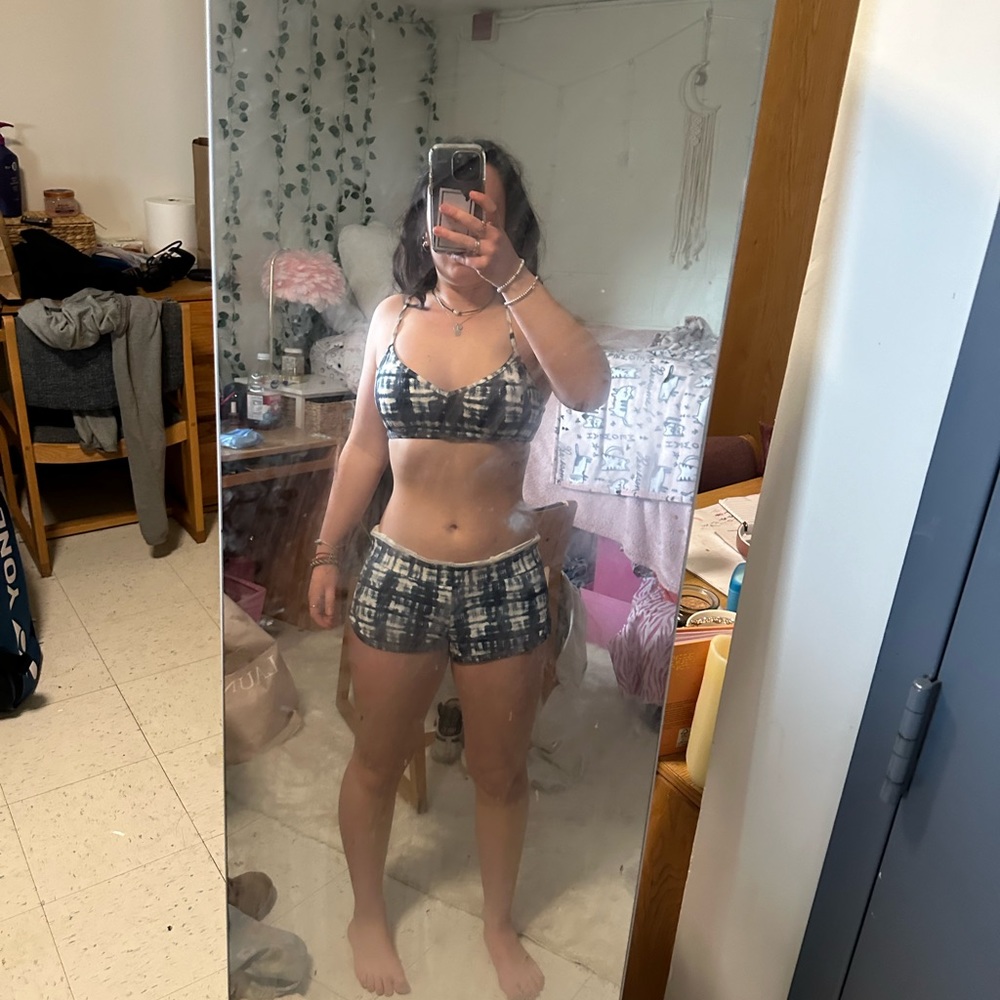 Carve  bathing suit